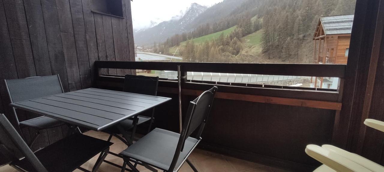 Appart 4-6 Pers Au Pied Des Pistes Toutes Saisons Molines-en-Queyras Exterior photo